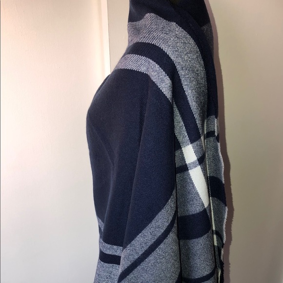 New J Crew Classic Plaid Blanket Scarf/Wrap - Picture 7 of 9
